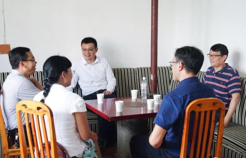 曹杨二中参加上海对口支援名师遵义行活动