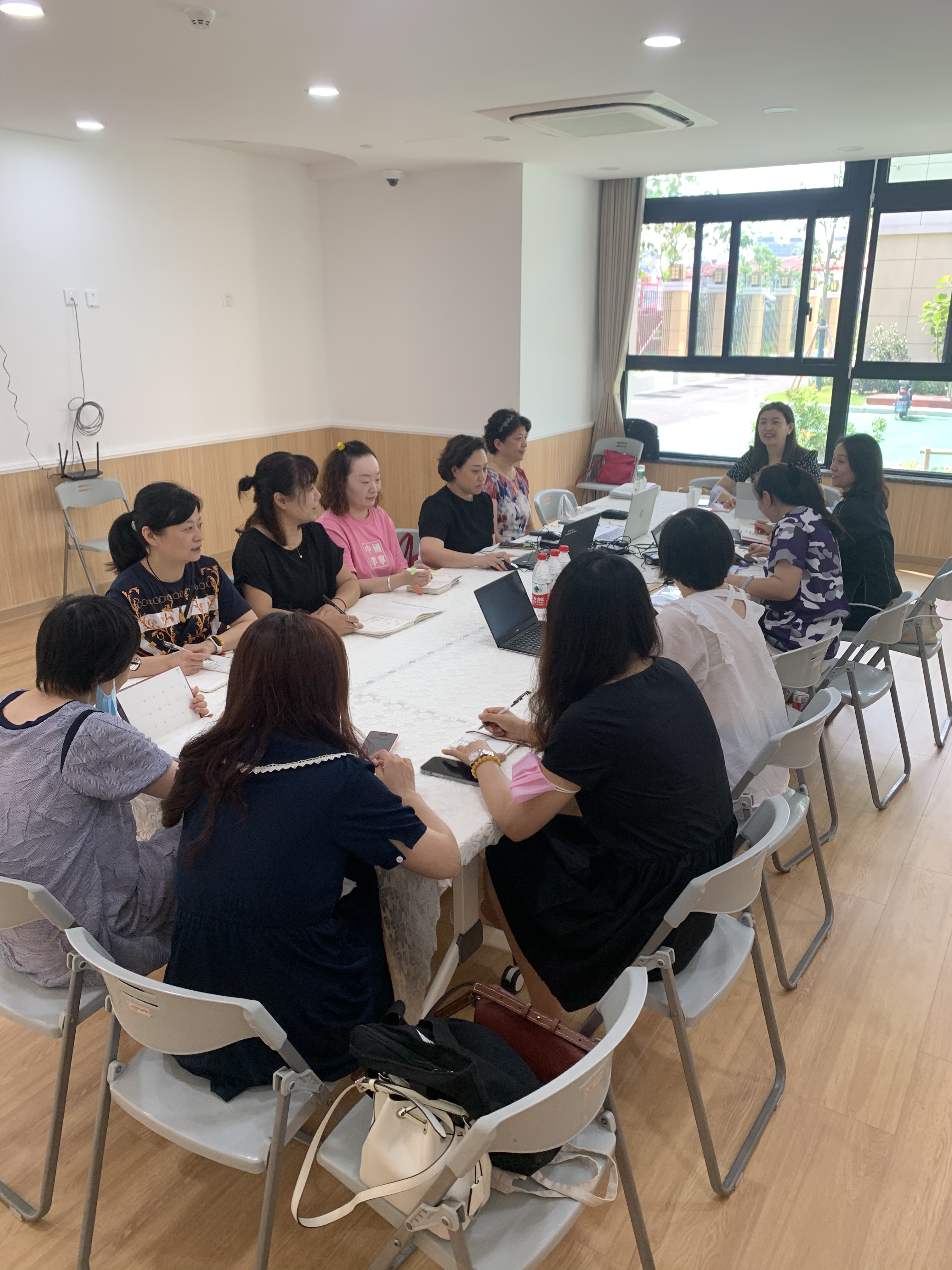 用心准备,待你携"梦"归来—记童的梦艺术幼儿园暑期提前工作务虚